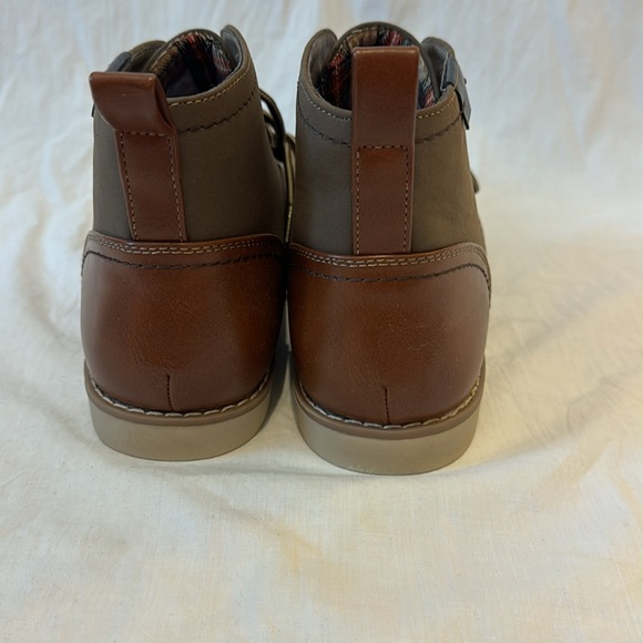NWOB Oliver Mason Brown Shoes Boys Sz 7M - Picture 3 of 6